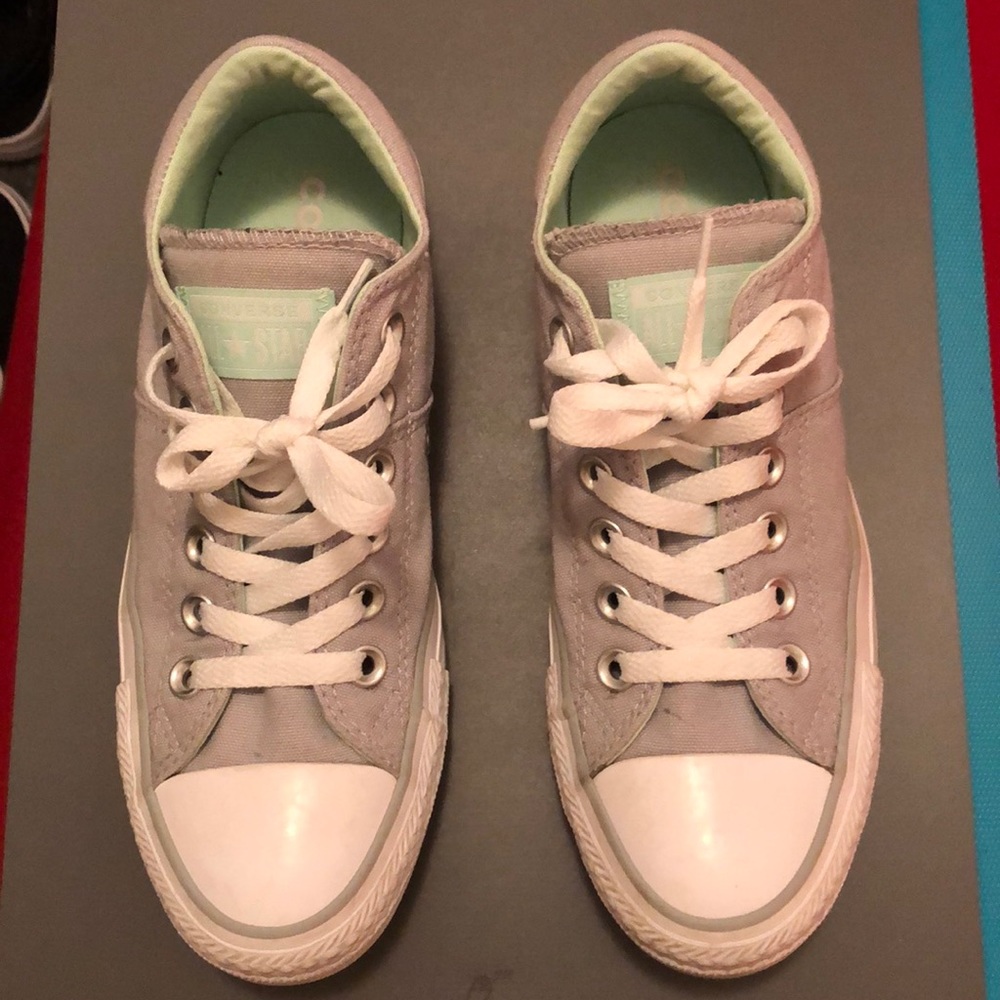 Converse women’s 6.5